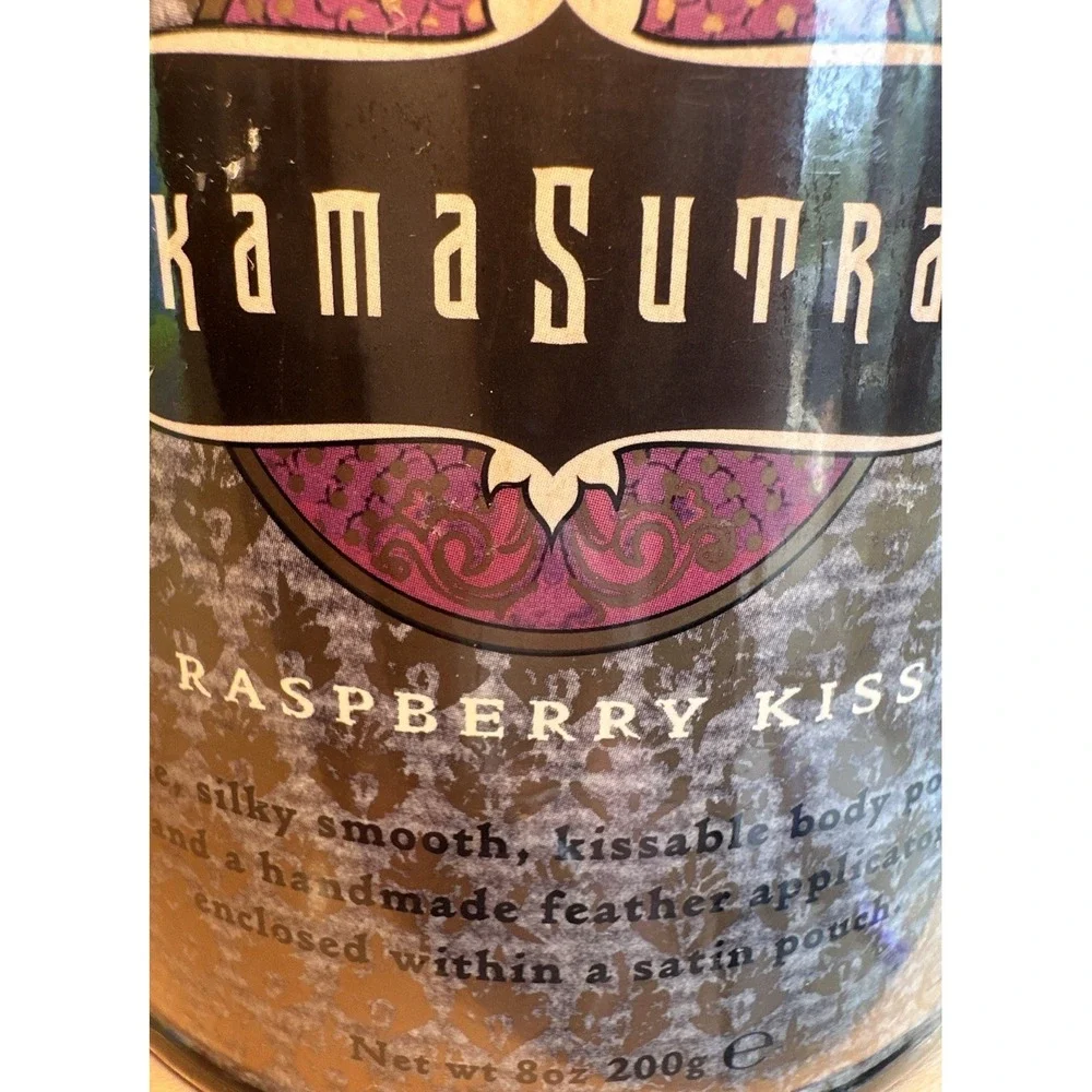 Kama Sutra Vintage Raspberry Kiss Honey Dust Body Powder New Feather Satin Pouch